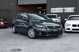 Peugeot 308 SW 1.5 BlueHDi Style — fotografia 1