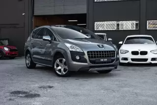 Peugeot 3008 1.6 HDi Allure — fotografia 1