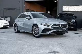 Mercedes-Benz A 250 e AMG Line — fotografia 1