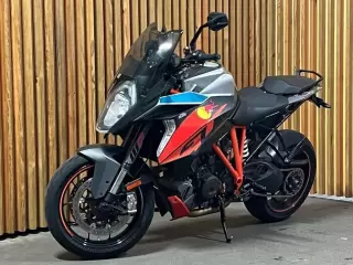 KTM 1290 GT — fotografia 1