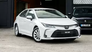 Toyota Corolla SD 1.6 Exclusive — fotografia 1