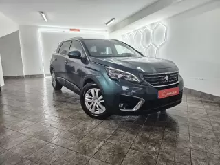 Peugeot 5008 1.6 BlueHDi Active — fotografia 1