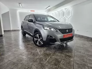 Peugeot 5008 1.5 BlueHDi Allure Baixo Consumo — fotografia 1