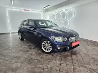 BMW 116 d Advantage Auto — fotografia 1