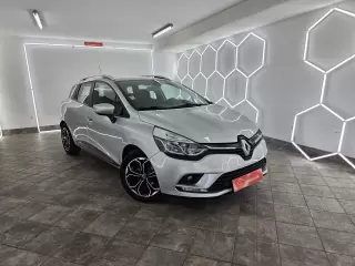 Renault Clio Sport Tourer 1.5 dCi Limited — fotografia 1