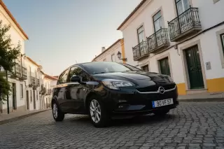 Opel Corsa EcoFlex — fotografia 1