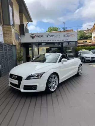 Audi TT Roadster 1.8 TFSI — fotografia 1