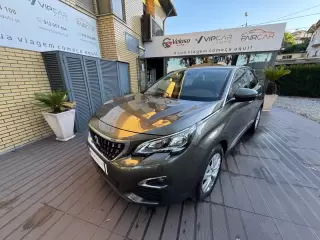 Peugeot 3008 1.2 PureTech Active Pack — fotografia 1