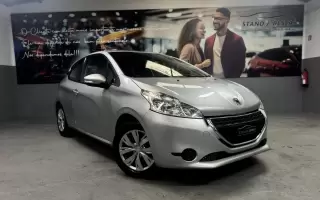 Peugeot 208 1.4 e-HDi Access 2-Tronic — fotografia 1