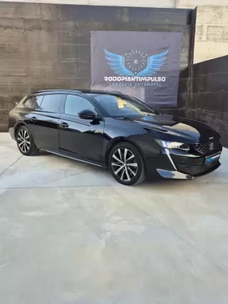 Peugeot 508 SW 1.6 Hybrid GT Line e-EAT8 — fotografia 1