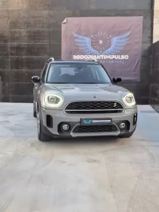 MINI Countryman Cooper SE ALL4 Sport Edition Auto — fotografia 1