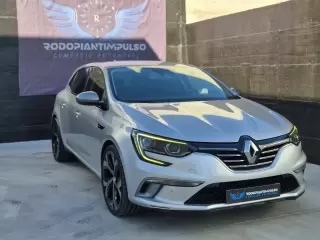 Renault Mégane 1.6 dCi GT Line — fotografia 1