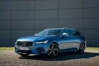 Volvo V90 D3 R Design — fotografia 1