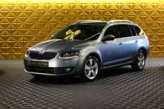 Skoda Octavia 1.6 TDI Sportline Pack — fotografia 1