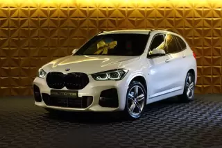 BMW X1 16 d sDrive Pack M Auto — fotografia 1