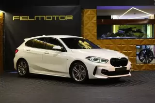 BMW 116 d Pack M Auto — fotografia 1
