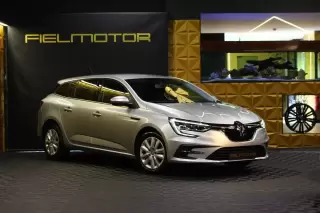 Renault Mégane Sport Tourer 1.5 Blue dCi Limited — fotografia 1