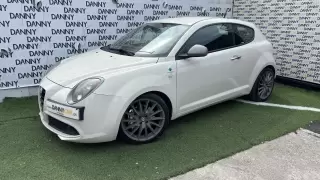 Alfa Romeo Mito 1.4 T MultiAir Quadrifoglio Verde — fotografia 1