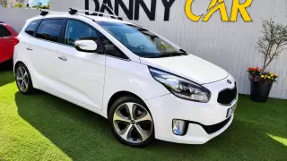 Kia Carens 1.7 CRDi ISG TX 7DCT — fotografia 1