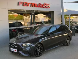 Mercedes-Benz C 300 e AMG Line — fotografia 1