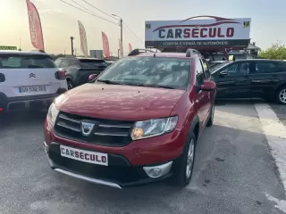 Dacia Sandero 0.9 TCe Confort — fotografia 1
