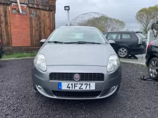Fiat Punto 70 JTD Multijet Dynamic — fotografia 1