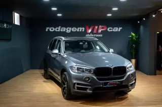 BMW X5 25 d sDrive Comfort 7L — fotografia 1