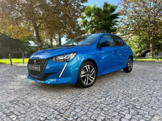 Peugeot 208 1.2 PureTech Allure — fotografia 1
