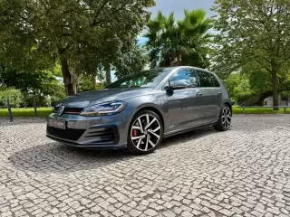 VW Golf Gti 2 0 Tsi Opf Dsg Performance — fotografia 1