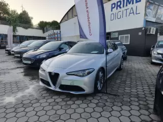 Alfa Romeo Giulia 2.2 D Super AT8 — fotografia 1