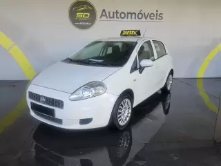 Fiat Punto 1.3 M-Jet Easy S&S — fotografia 1