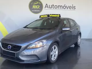 Volvo V40 1.6 D2 Kinetic Eco — fotografia 1