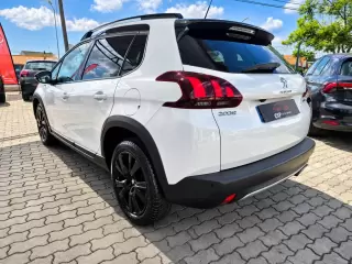 Peugeot 2008 1.2 PureTech GT Line EAT6 — fotografia 1