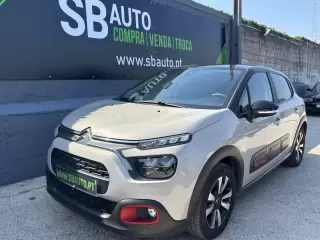 Citroën C3 1.2 PureTech Shine — fotografia 1