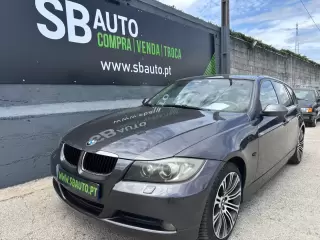 BMW 320 d — fotografia 1
