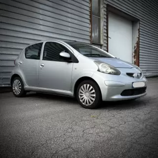 Toyota Aygo 1.0 + MMT — fotografia 1