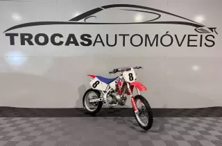 Honda CR 250 — fotografia 1