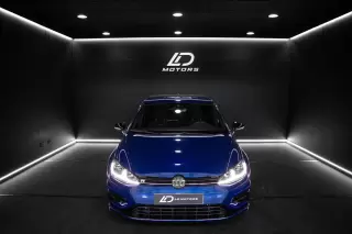 VW Golf 7.5 R — fotografia 1