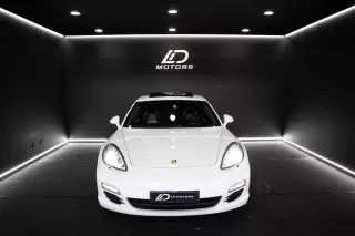 Porsche Panamera 3.0 V6 — fotografia 1
