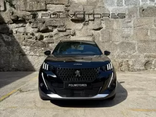 Peugeot 2008 1.5 BlueHDi GT — fotografia 1