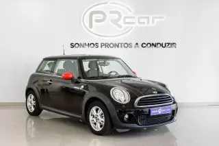 MINI One cooper d — fotografia 1