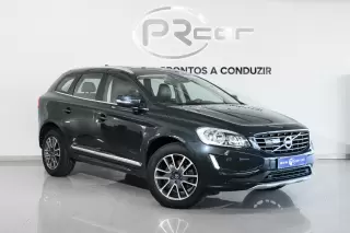 Volvo XC 60 2.0 D4 Momentum — fotografia 1