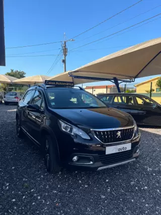 Peugeot 2008 1.6 BlueHDi Allure — fotografia 1
