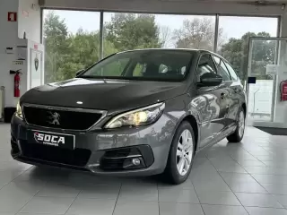 Peugeot 308 SW — fotografia 1