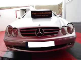 Mercedes-Benz CLK 270 — fotografia 1