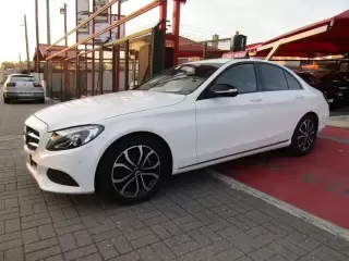 Mercedes-Benz C 200 BlueTEC Avantgarde — fotografia 1