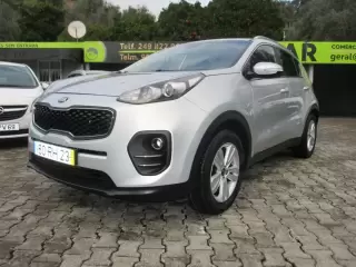 Kia Sportage 1.7 CRDi ISG LX — fotografia 1