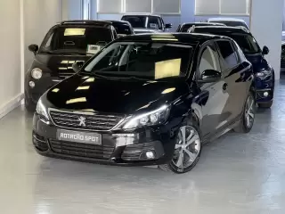 Peugeot 308 1.2 PureTech Style J17 — fotografia 1