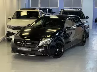 Mercedes-Benz A 180 d Style — fotografia 1