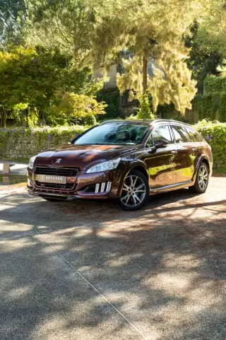 Peugeot 508 RXH 2.0 HDi Hybrid4 2-Tronic — fotografia 1